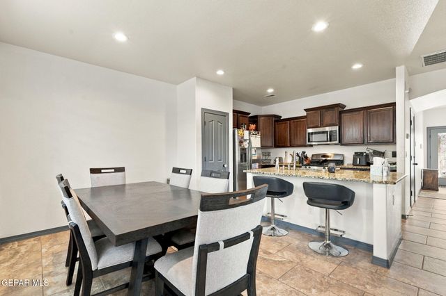 14801 Sunny Land Avenue, El Paso, TX 79938