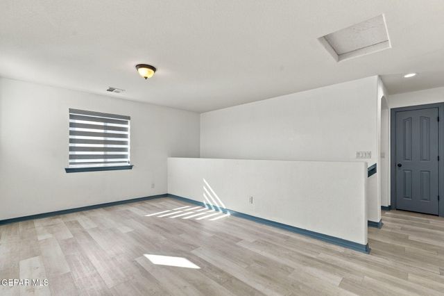 14801 Sunny Land Avenue, El Paso, TX 79938