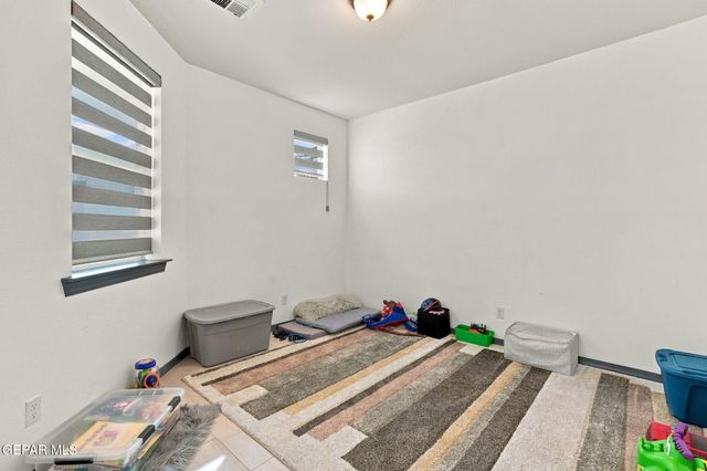 14801 Sunny Land Avenue, El Paso, TX 79938