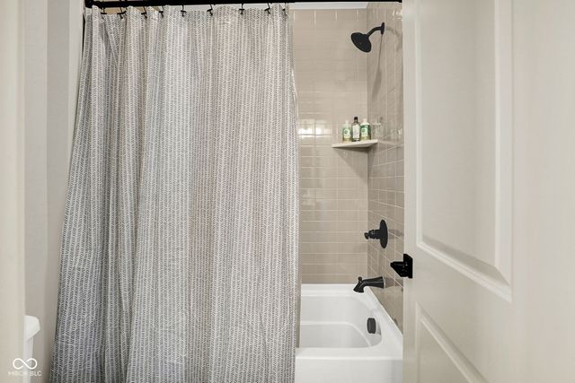 1939 Granville Drive, Westfield, IN 46074