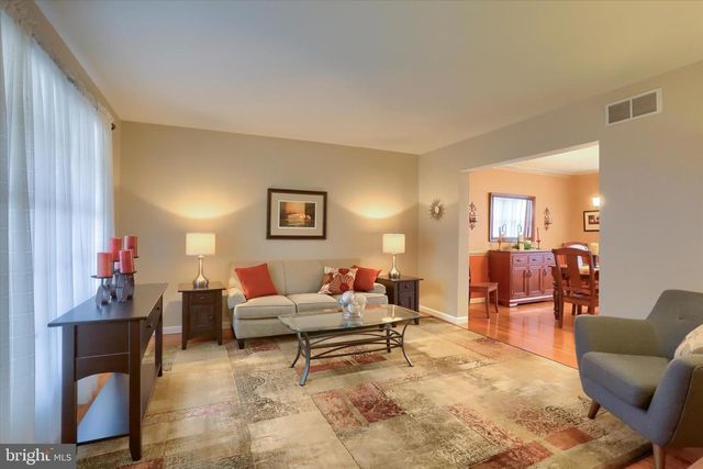 4709 LAUREL RIDGE DR, Harrisburg, PA 17110