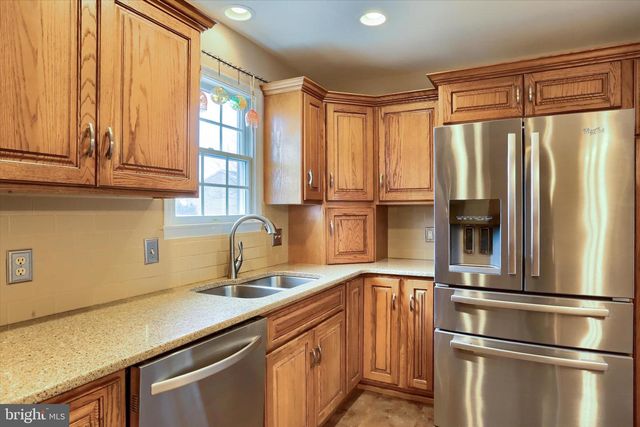 4709 LAUREL RIDGE DR, Harrisburg, PA 17110