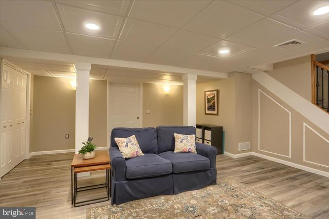 4709 LAUREL RIDGE DR, Harrisburg, PA 17110