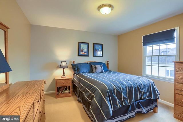 4709 LAUREL RIDGE DR, Harrisburg, PA 17110