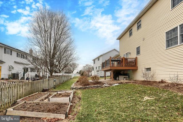 4709 LAUREL RIDGE DR, Harrisburg, PA 17110