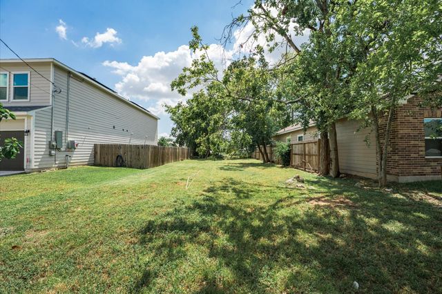 0 Blue Street, Houston, TX 77028