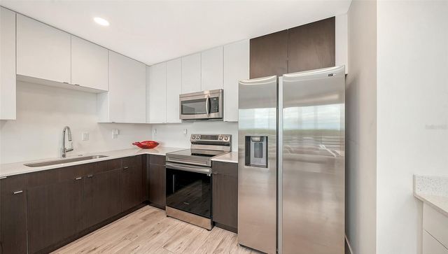 1709 N TAMIAMI TRAIL 522, Sarasota, FL 34234