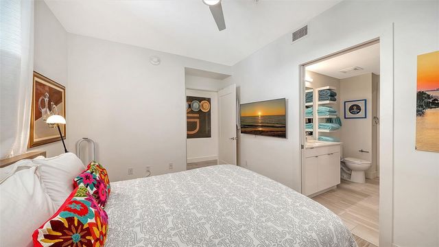 1709 N TAMIAMI TRAIL 522, Sarasota, FL 34234