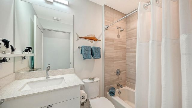 1709 N TAMIAMI TRAIL 522, Sarasota, FL 34234
