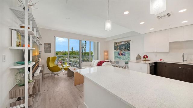 1709 N TAMIAMI TRAIL 522, Sarasota, FL 34234