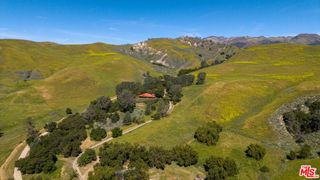 2160 Rambling Oaks Road, Santa Ynez, CA 93460
