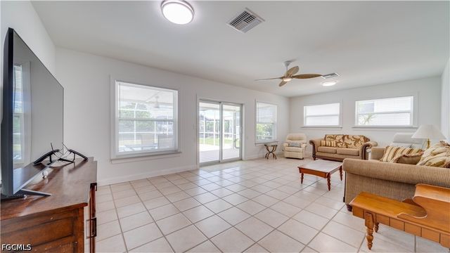 2763 Sanderling CT, St James City, FL 33956