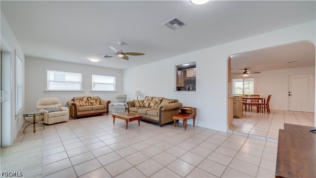 2763 Sanderling CT, St James City, FL 33956