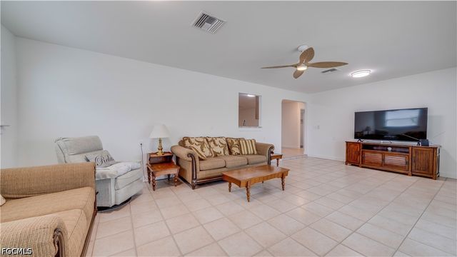 2763 Sanderling CT, St James City, FL 33956