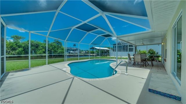 2763 Sanderling CT, St James City, FL 33956