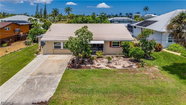2763 Sanderling CT, St James City, FL 33956