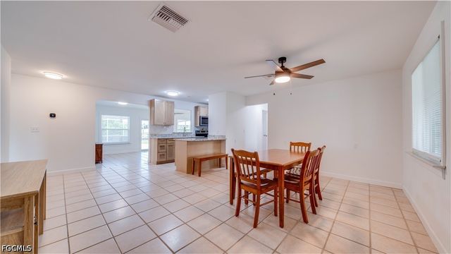 2763 Sanderling CT, St James City, FL 33956