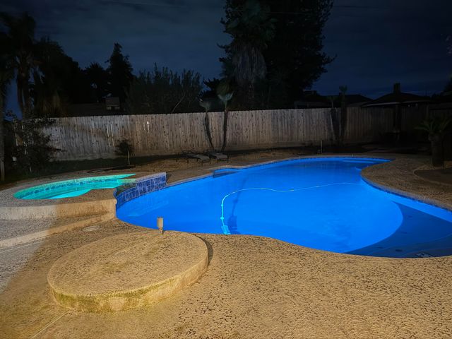 201 E Lois Avenue, Tulare, CA 93274