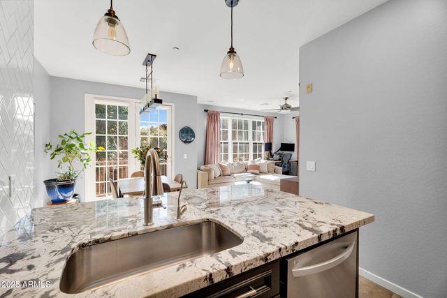 2446 E ROMA Avenue, Phoenix, AZ 85016