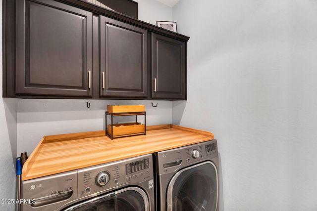 2446 E ROMA Avenue, Phoenix, AZ 85016