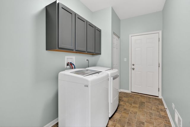 26525 W Old Stage Lane, Channahon, IL 60410