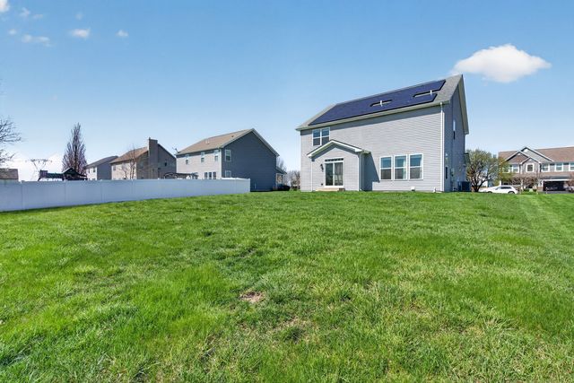 26525 W Old Stage Lane, Channahon, IL 60410