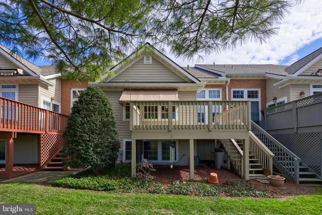 66 FARMVIEW LN, Lititz, PA 17543