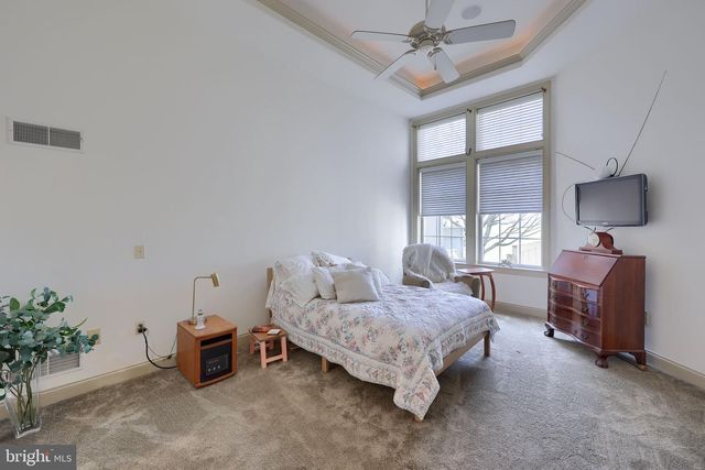 66 FARMVIEW LN, Lititz, PA 17543