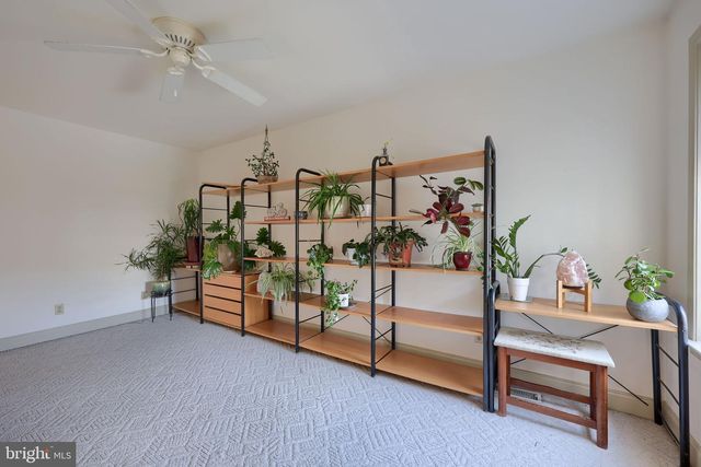 66 FARMVIEW LN, Lititz, PA 17543