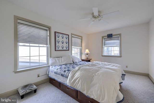 66 FARMVIEW LN, Lititz, PA 17543