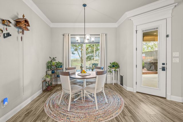 1004 Meadow Wood Terrace, Azle, TX 76020