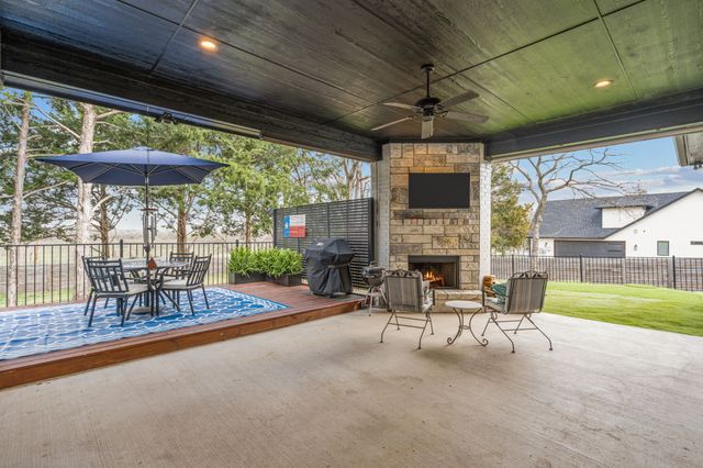 1004 Meadow Wood Terrace, Azle, TX 76020