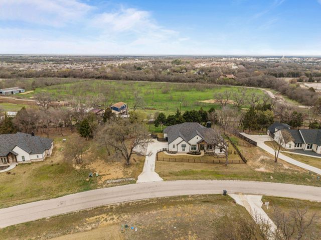 1004 Meadow Wood Terrace, Azle, TX 76020