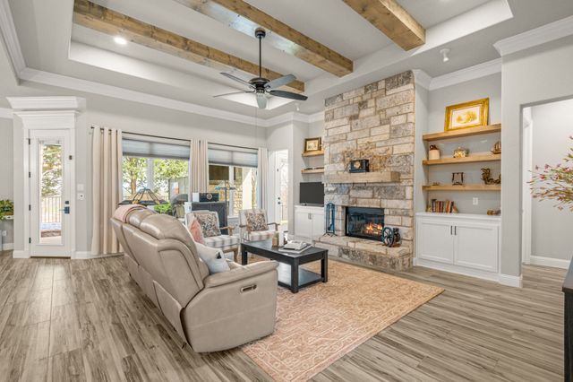 1004 Meadow Wood Terrace, Azle, TX 76020