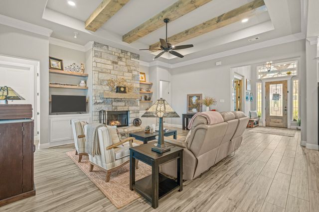 1004 Meadow Wood Terrace, Azle, TX 76020