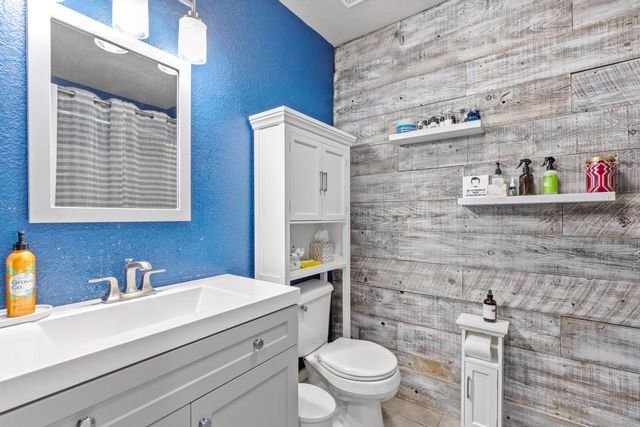 1665 Michelle Dr, Yuba City, CA 95993