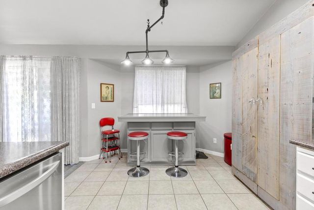 1665 Michelle Dr, Yuba City, CA 95993