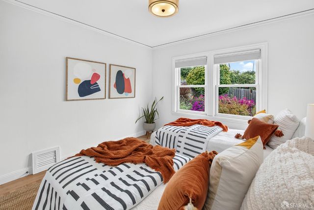 318 Louisburg Street, San Francisco, CA 94112