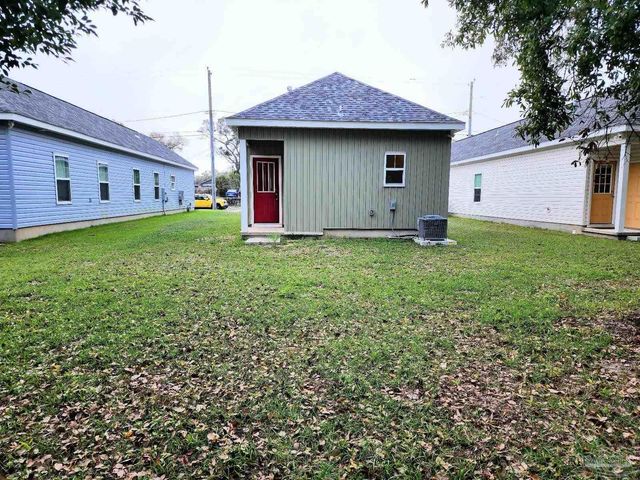 106 S G St, Pensacola, FL 32502