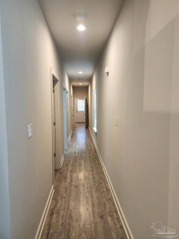 106 S G St, Pensacola, FL 32502