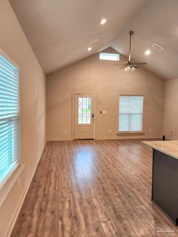 106 S G St, Pensacola, FL 32502