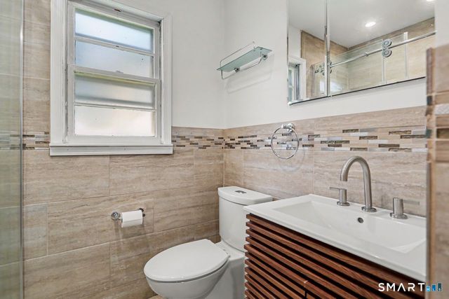102 Andrews Avenue, Milford, CT 06460