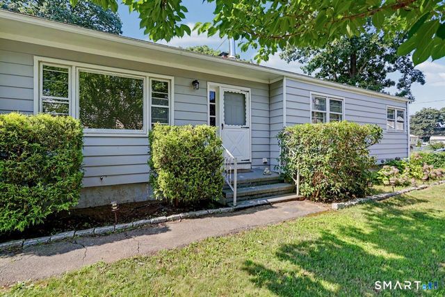 102 Andrews Avenue, Milford, CT 06460