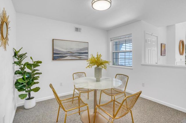 608 Arcadia Terrace 303, Sunnyvale, CA 94085