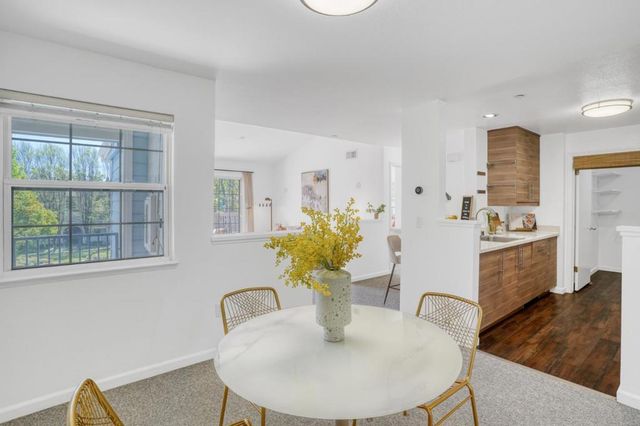 608 Arcadia Terrace 303, Sunnyvale, CA 94085