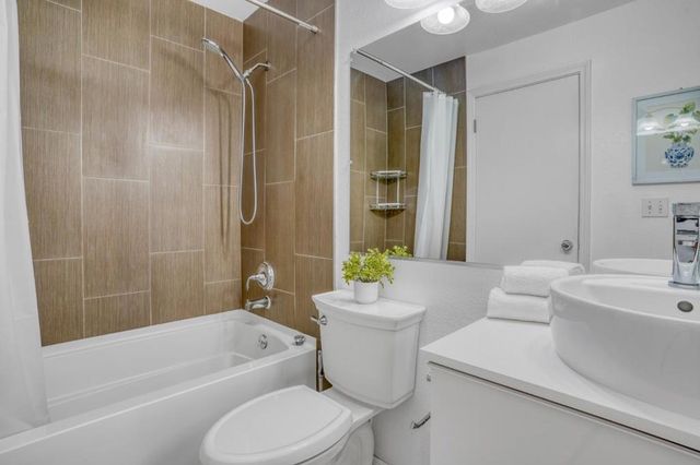 608 Arcadia Terrace 303, Sunnyvale, CA 94085