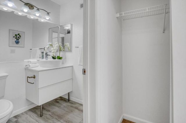 608 Arcadia Terrace 303, Sunnyvale, CA 94085