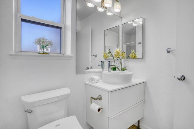 608 Arcadia Terrace 303, Sunnyvale, CA 94085