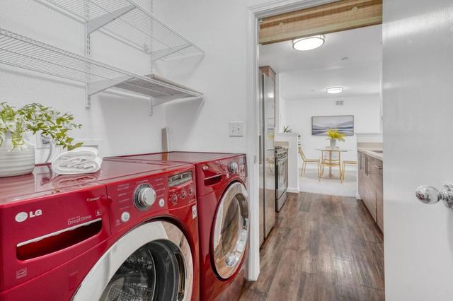 608 Arcadia Terrace 303, Sunnyvale, CA 94085