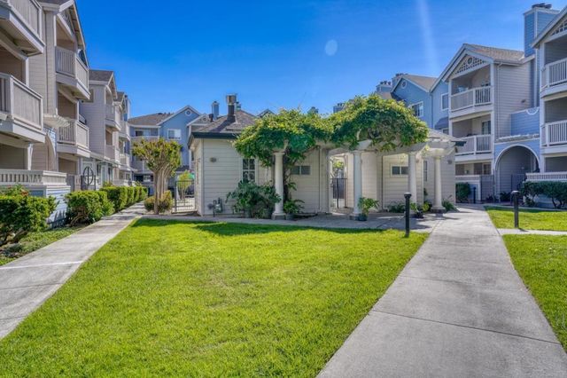 608 Arcadia Terrace 303, Sunnyvale, CA 94085